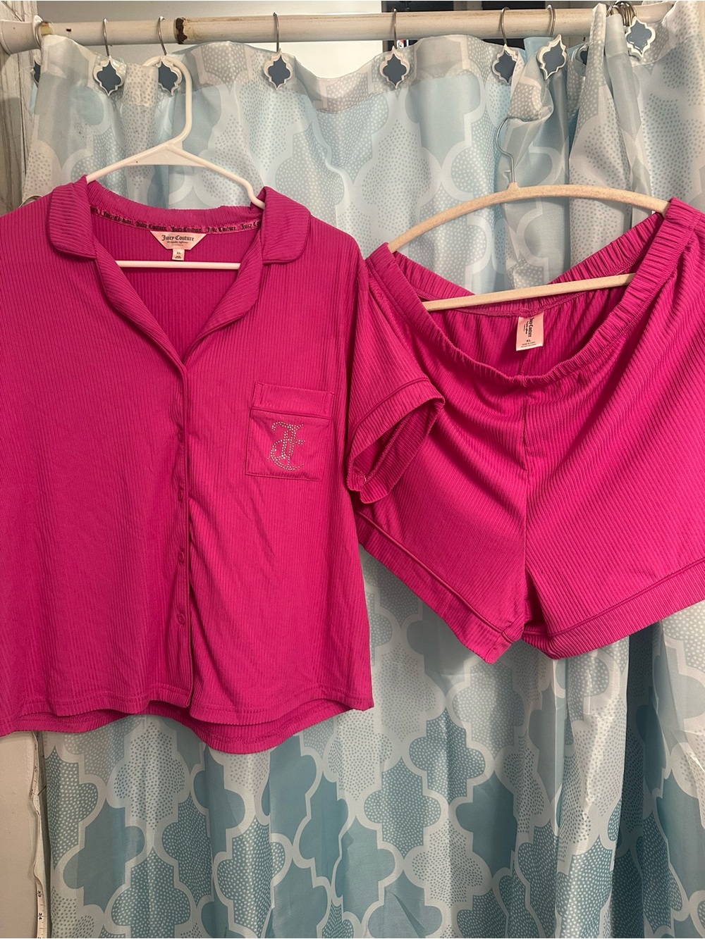 Juicy Couture Women's Hot Pink Ribbed Short Pajama Set - Top & Shorts XL